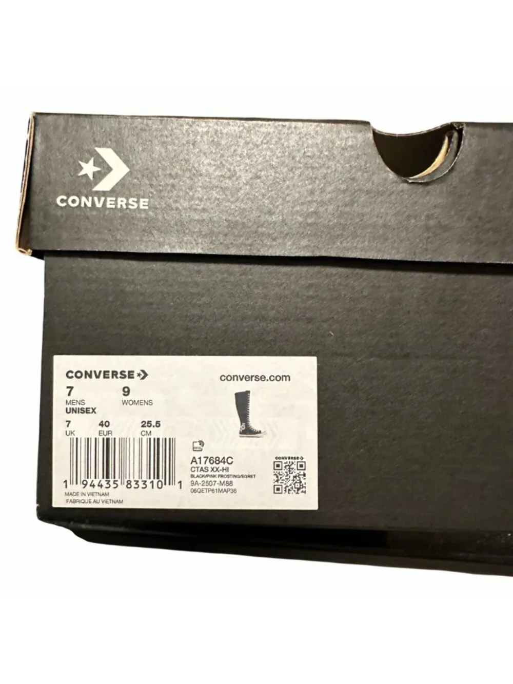 ⭐Converse Chuck Taylor XXHi Bows & Studs 9 Women's Boots Sneakers Black A17684C
